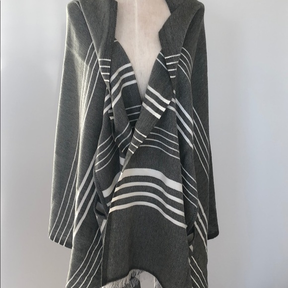 J. Crew Accessories - JCrew scarf cape